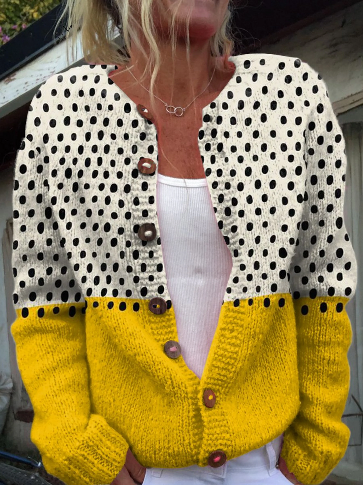 Women's retro polka dot knit cardigan with wooden buttons