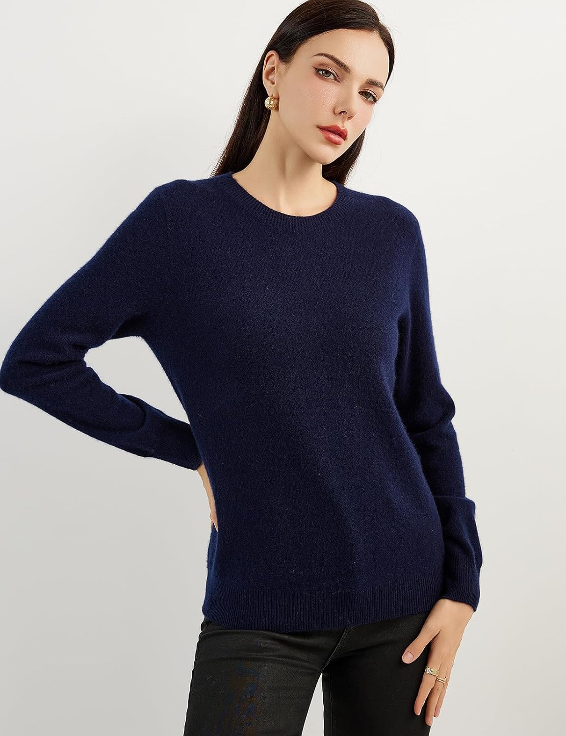 Women's luxe cashmere crew neck sweater