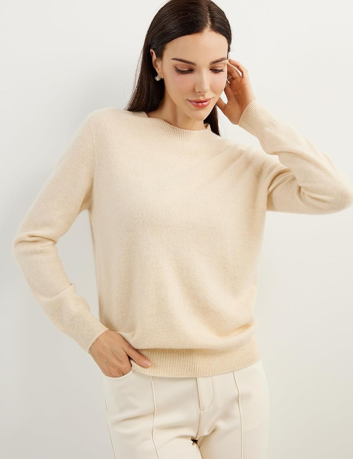 Women's luxe cashmere crew neck sweater