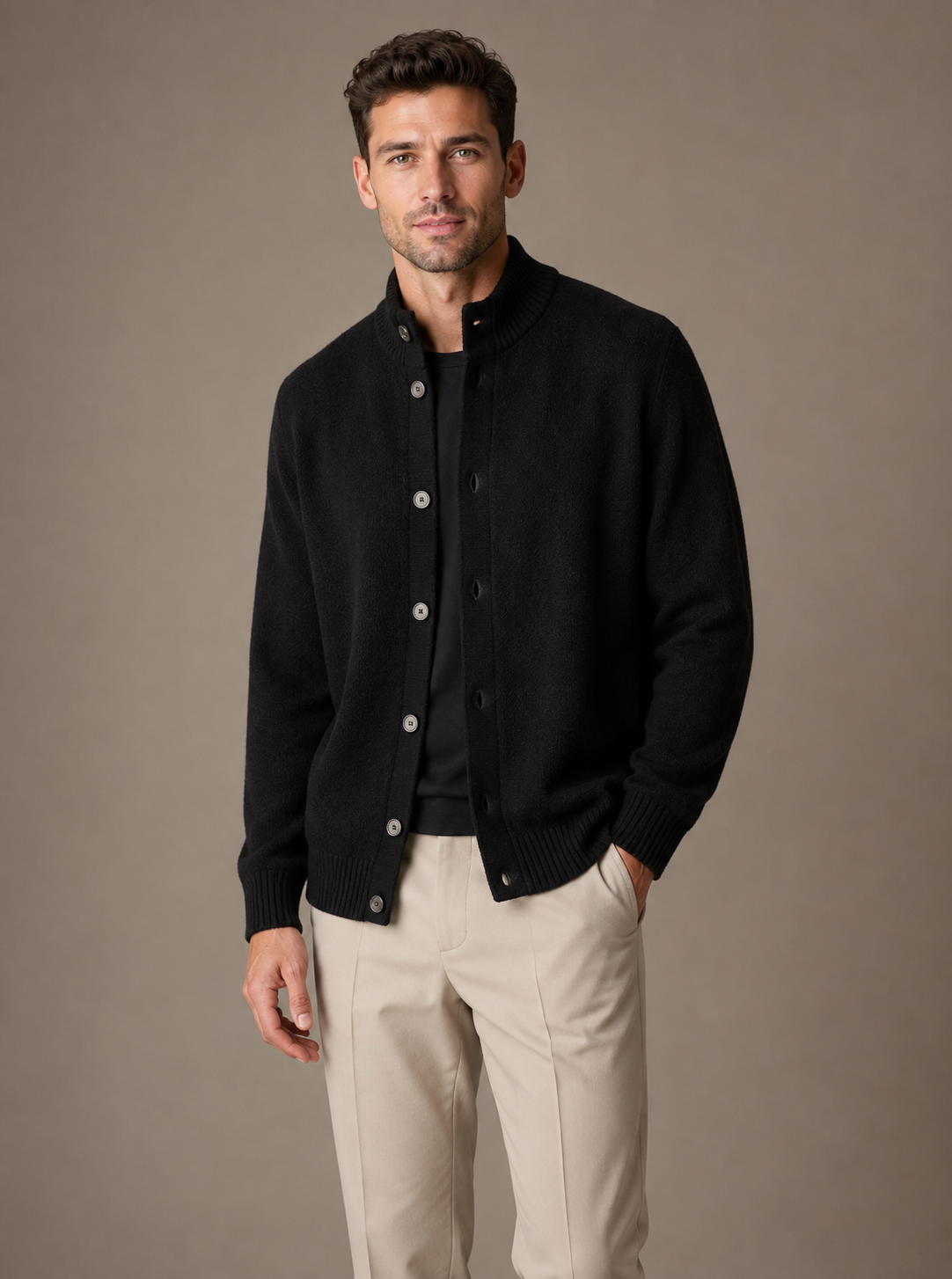 Cashmere cardigan sweater with ribbed cuffs in black