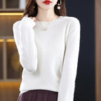 Women's adorable oversized knit sweater for fall and winter in white