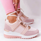Orthopedic women's sneaker featuring arch support and cushioning for enhanced comfort and stability during daily activities. 2