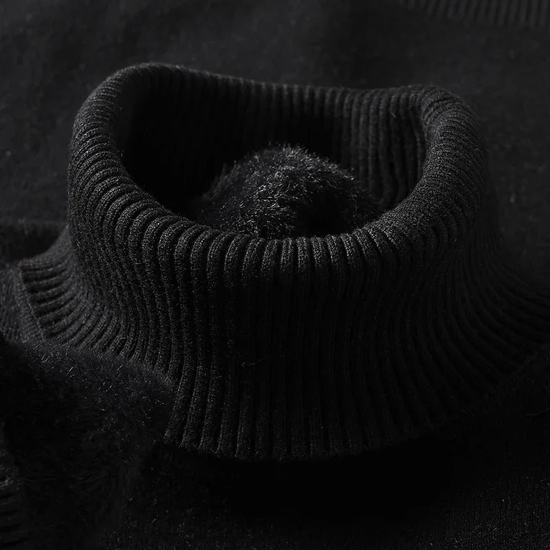 Merino wool turtleneck sweater with ribbed collar